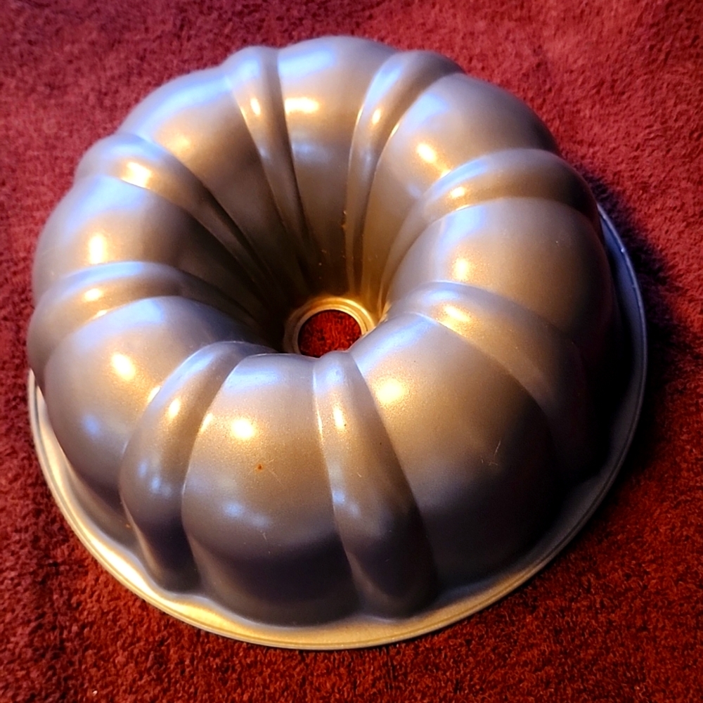Classic Bundt Pan